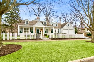 135 S Maywood Road, Lake Forest, IL 60045