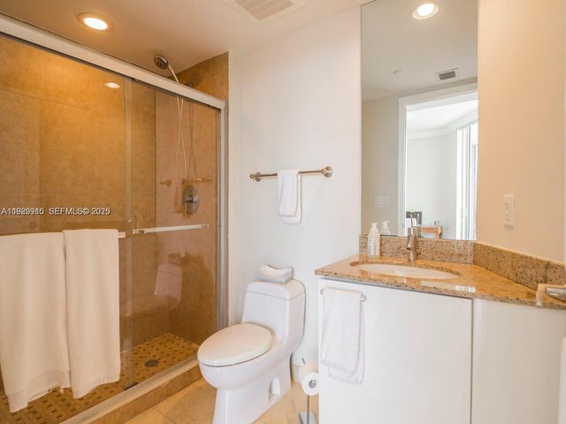 17201 Collins Ave 2209, Sunny Isles Beach, FL 33160