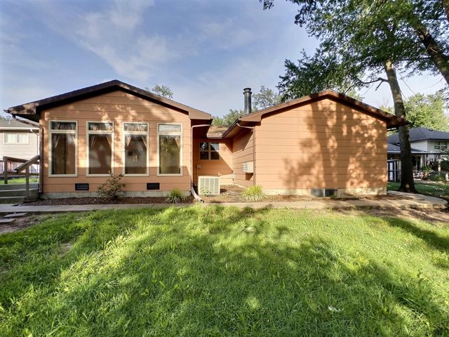 213 S Lauber Ln, Derby, KS 67037
