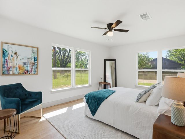 3168 Jane Lane, Haltom City, TX 76117