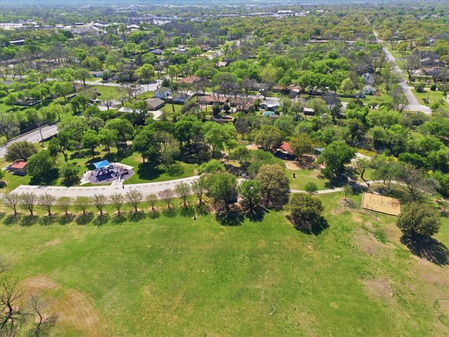 3168 Jane Lane, Haltom City, TX 76117