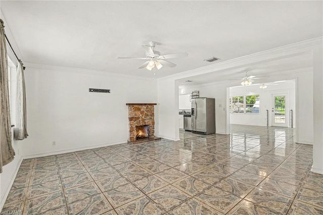20 Estate DR, North Fort Myers, FL 33917