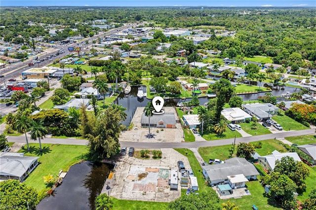 20 Estate DR, North Fort Myers, FL 33917