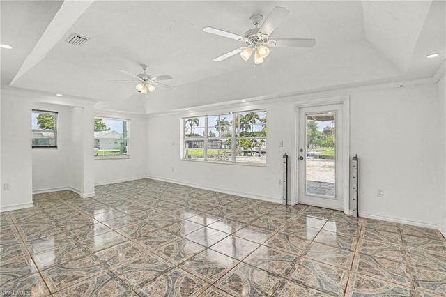 20 Estate DR, North Fort Myers, FL 33917