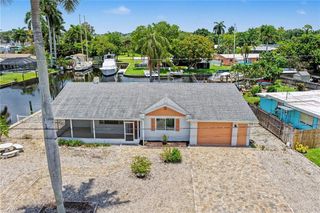 20 Estate DR, North Fort Myers, FL 33917