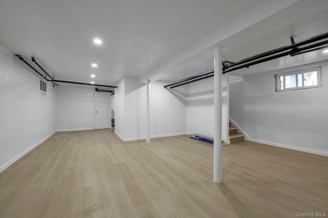 25 N 12th Street, New Hyde Park, NY 11040