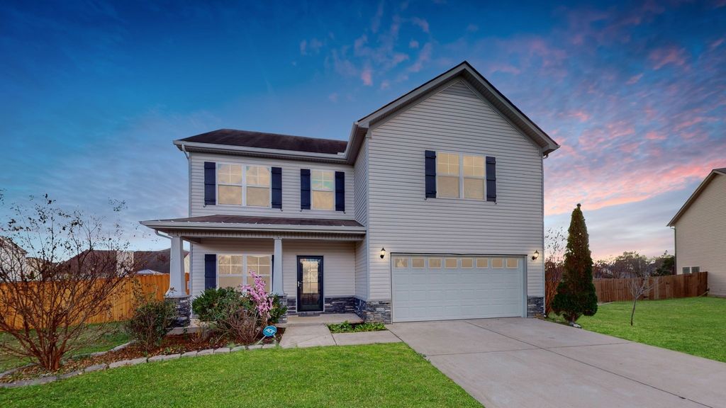 1507 Halverson Dr, Murfreesboro, TN 37128