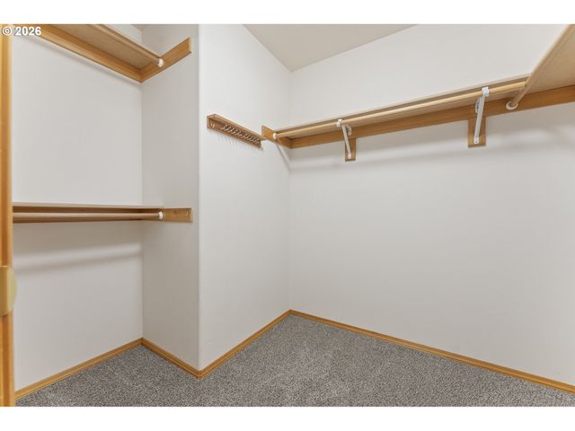8453 Sw 181ST Ave, Beaverton, OR 97007