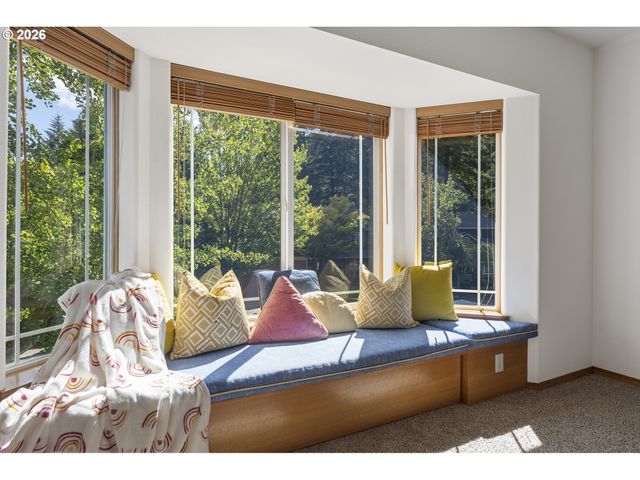 8453 Sw 181ST Ave, Beaverton, OR 97007