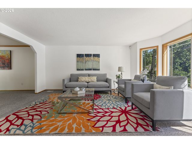 8453 Sw 181ST Ave, Beaverton, OR 97007