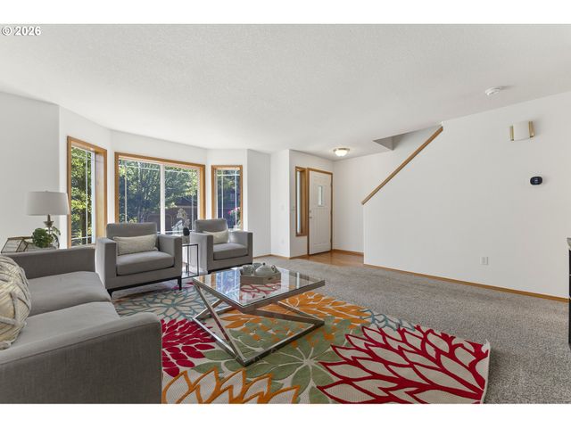 8453 Sw 181ST Ave, Beaverton, OR 97007