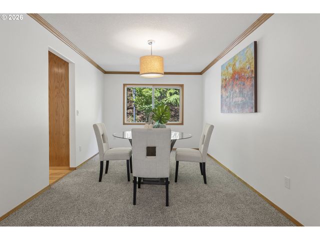 8453 Sw 181ST Ave, Beaverton, OR 97007