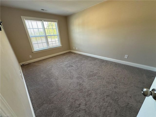 2068 Dresden Drive, Burlington, NC 27217