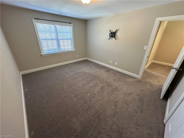 2068 Dresden Drive, Burlington, NC 27217