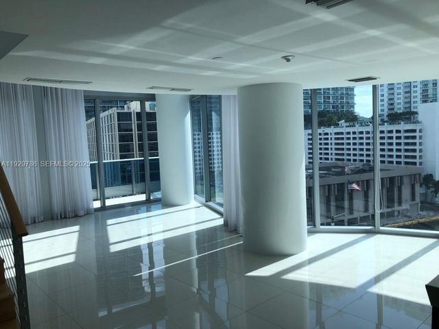 200 Biscayne Boulevard Way 902, Miami, FL 33131