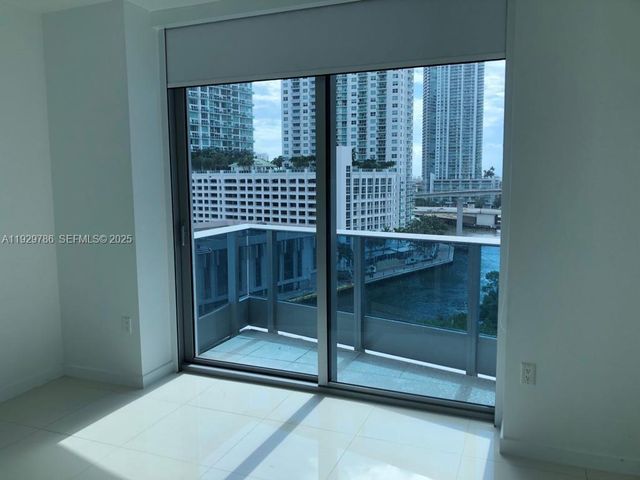 200 Biscayne Boulevard Way 902, Miami, FL 33131