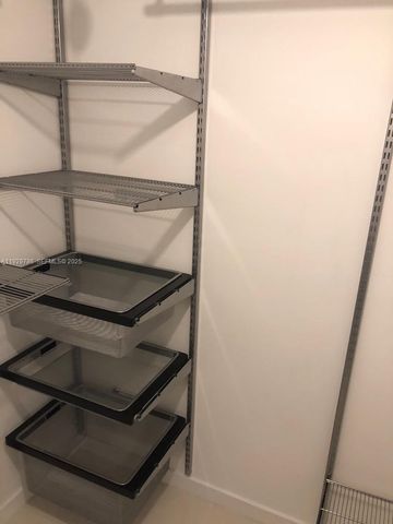 200 Biscayne Boulevard Way 902, Miami, FL 33131