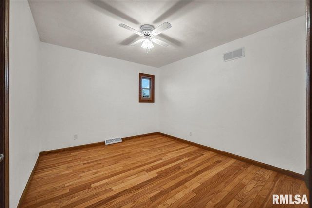 9320 W LAKE CAMELOT Drive, Mapleton, IL 61547