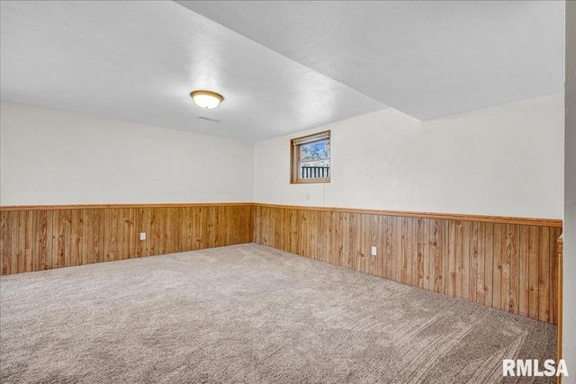 9320 W LAKE CAMELOT Drive, Mapleton, IL 61547