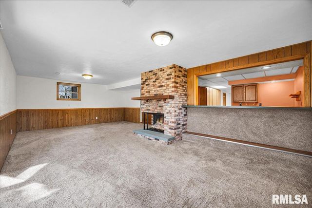 9320 W LAKE CAMELOT Drive, Mapleton, IL 61547