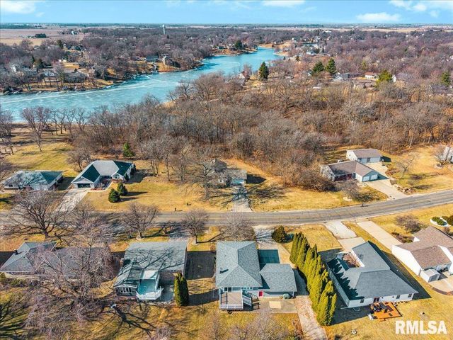 9320 W LAKE CAMELOT Drive, Mapleton, IL 61547