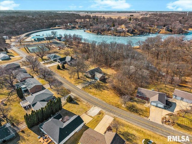 9320 W LAKE CAMELOT Drive, Mapleton, IL 61547