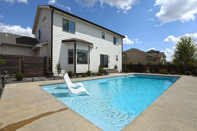 3102 NW Northpark Drive, Ankeny, IA 50023