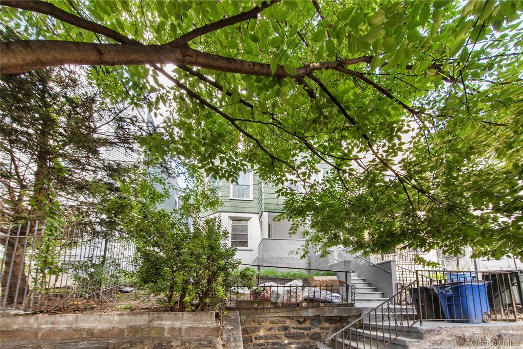 2707 Decatur Avenue, Bronx, NY 10458 — photo 3