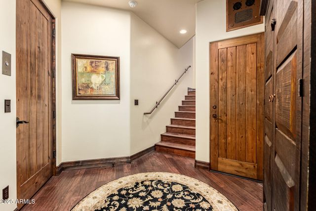 1930 E DESERT WILLOW Drive, Phoenix, AZ 85048