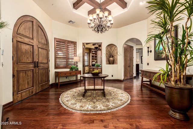 1930 E DESERT WILLOW Drive, Phoenix, AZ 85048