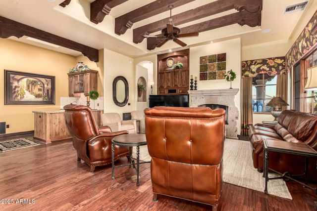 1930 E DESERT WILLOW Drive, Phoenix, AZ 85048