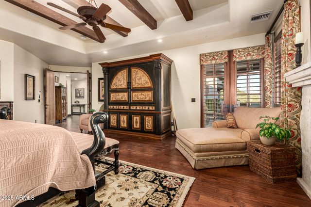 1930 E DESERT WILLOW Drive, Phoenix, AZ 85048