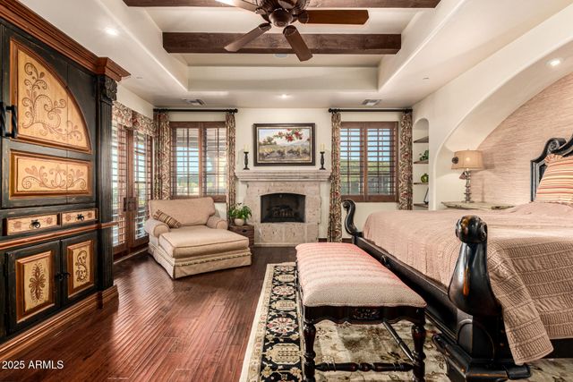 1930 E DESERT WILLOW Drive, Phoenix, AZ 85048