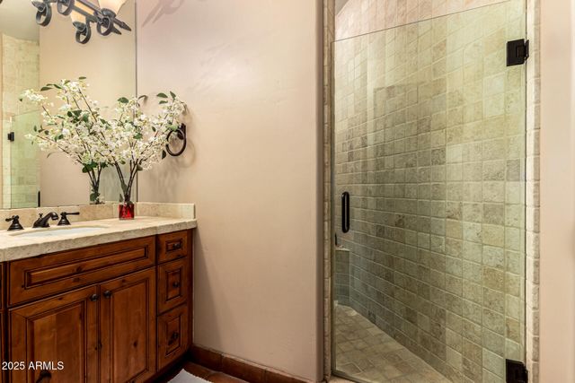 1930 E DESERT WILLOW Drive, Phoenix, AZ 85048