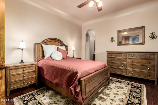 1930 E DESERT WILLOW Drive, Phoenix, AZ 85048