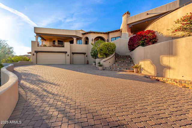 1930 E DESERT WILLOW Drive, Phoenix, AZ 85048