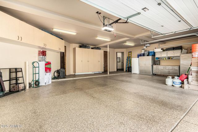 1930 E DESERT WILLOW Drive, Phoenix, AZ 85048