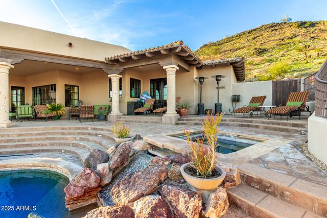 1930 E DESERT WILLOW Drive, Phoenix, AZ 85048