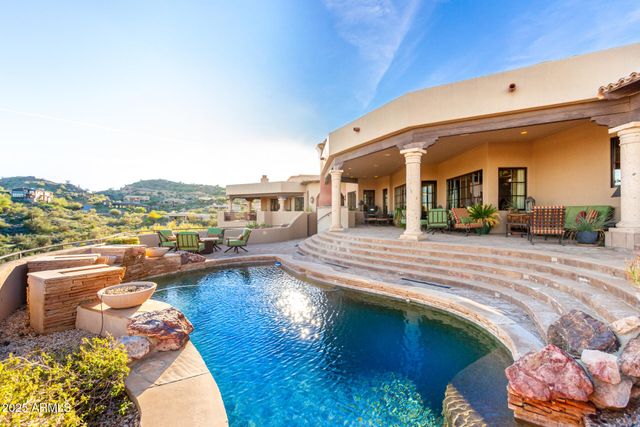 1930 E DESERT WILLOW Drive, Phoenix, AZ 85048