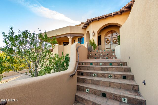 1930 E DESERT WILLOW Drive, Phoenix, AZ 85048