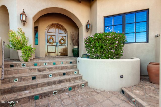 1930 E DESERT WILLOW Drive, Phoenix, AZ 85048