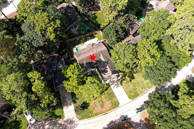 15 White Bark, The Woodlands, TX 77381