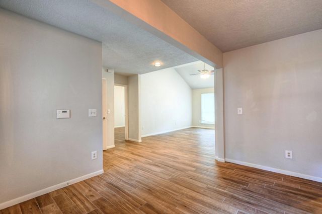 15 White Bark, The Woodlands, TX 77381