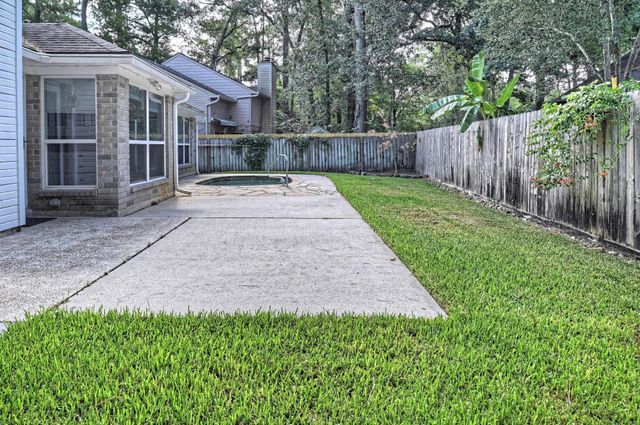 15 White Bark, The Woodlands, TX 77381