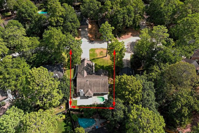 15 White Bark, The Woodlands, TX 77381
