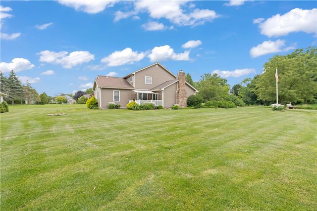 1296 Lakeville Lane, Webster, NY 14580