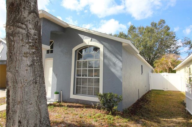 9347 HIDDEN WATER CIRCLE, Riverview, FL 33578