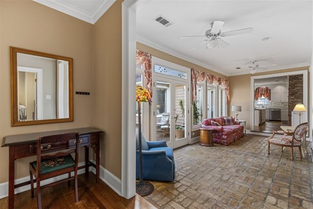 356 N WALNUT BEND RD, Memphis, TN 38018