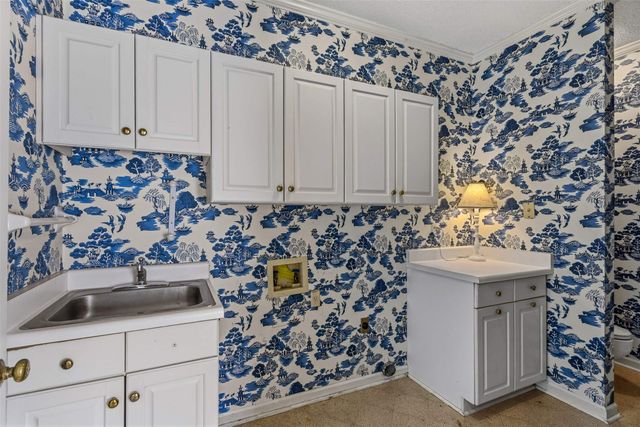 356 N WALNUT BEND RD, Memphis, TN 38018