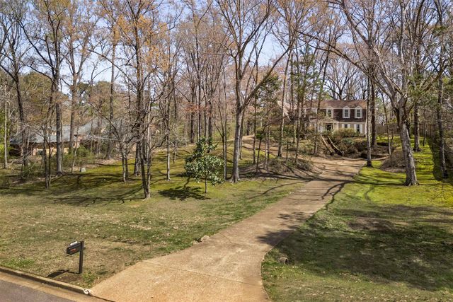 356 N WALNUT BEND RD, Memphis, TN 38018